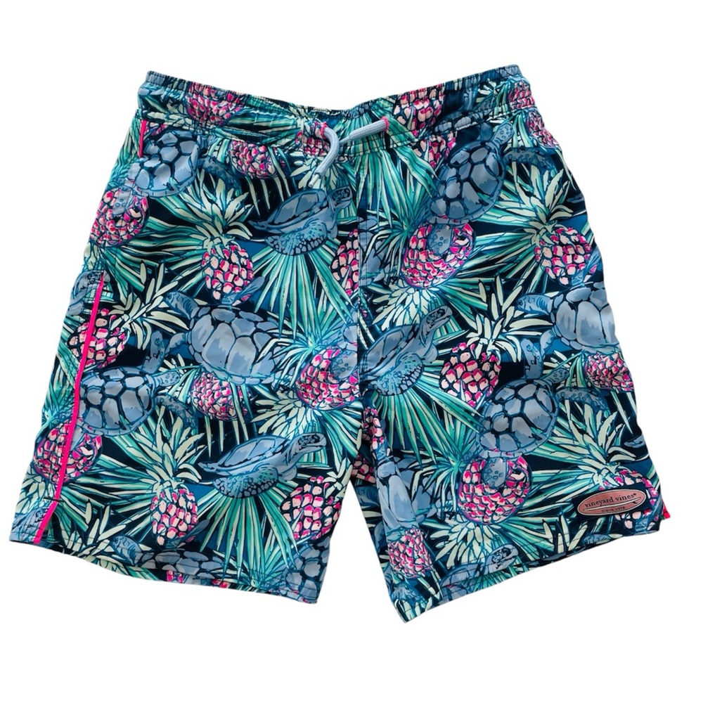 Vineyard Vines Sea turtle Blue Blazer Printed 
Chappy board shorts Size Medium